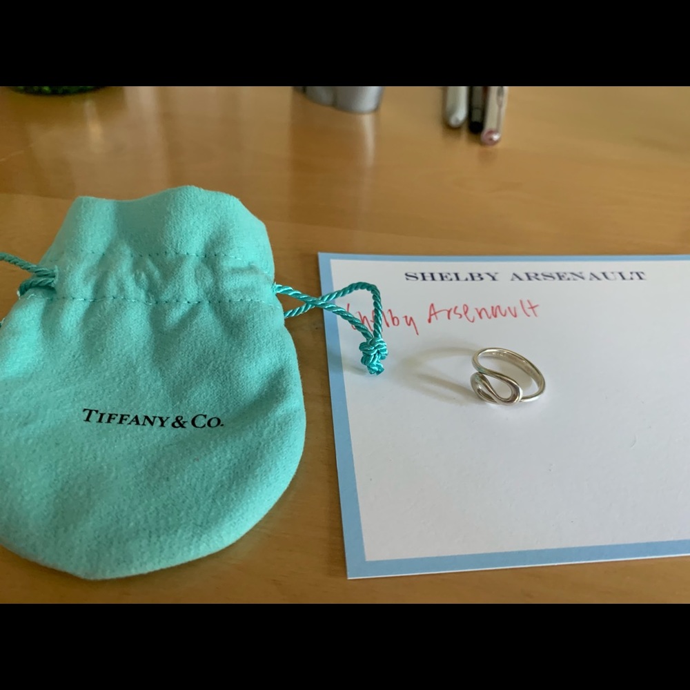 Tiffany infinity ring size 6.5